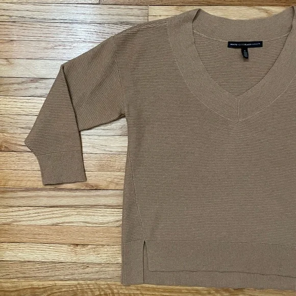 White House Black Market - Sweater - Picture 3 of 11